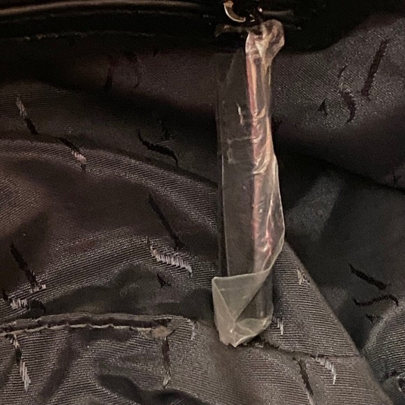 Simply Vera Vera Wang "Buena Satchel" Crossbody Purse Black Never Used **READ** - Picture 10 of 13